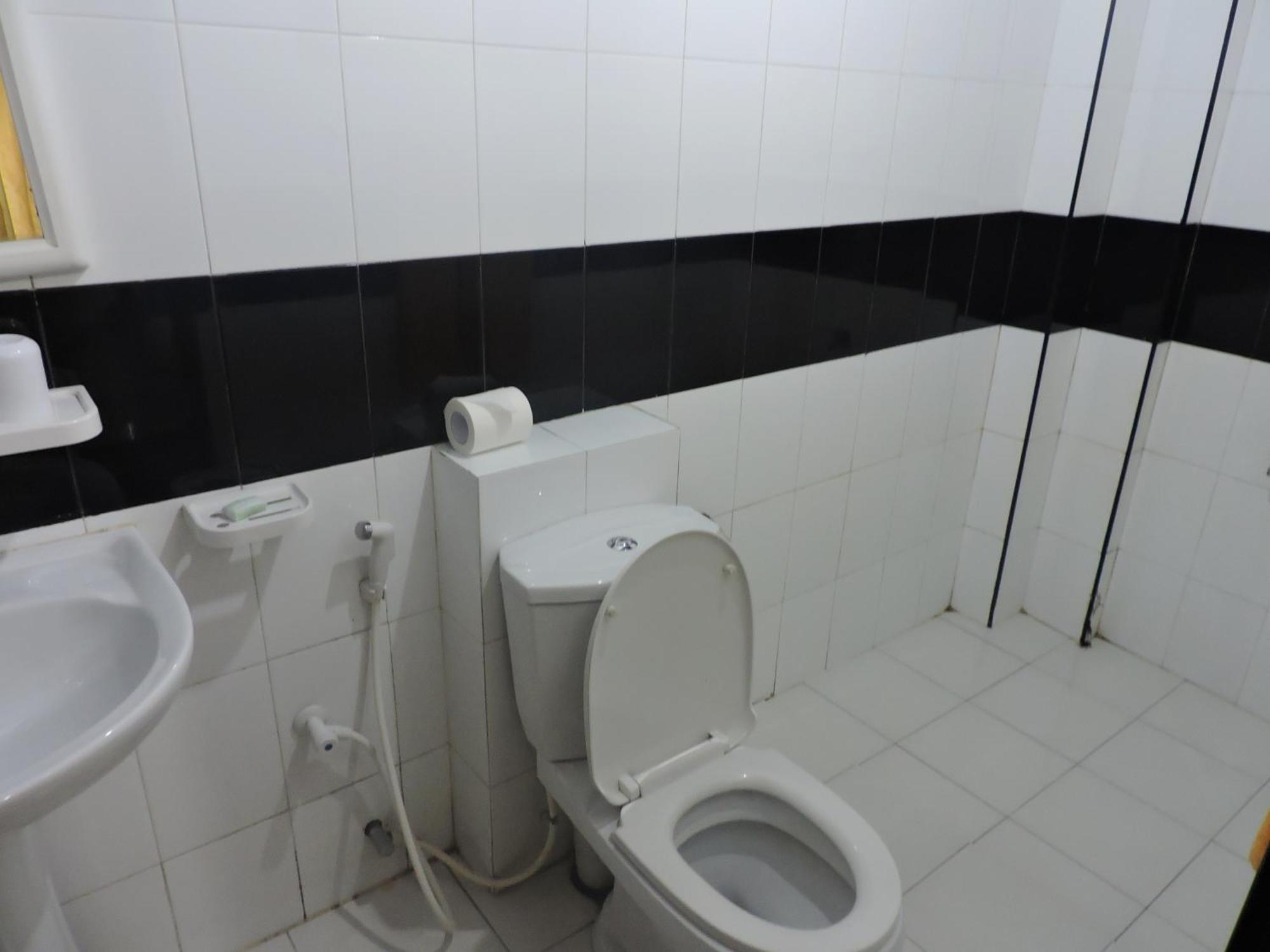 Charlton Kandy City Rest Chambre photo