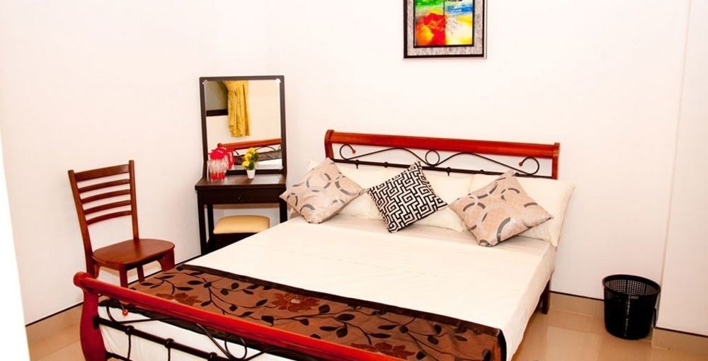 Charlton Kandy City Rest Extérieur photo
