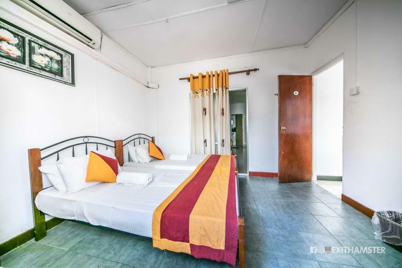 Charlton Kandy City Rest Extérieur photo