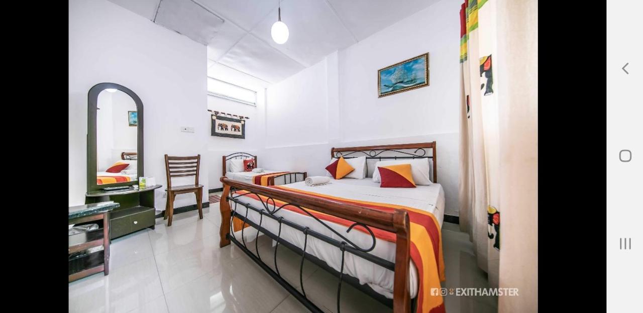 Charlton Kandy City Rest Extérieur photo